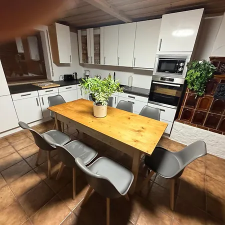7 Stilvolle Residenz Vor Den Toren Muenchens Fuer 18 Personen Og