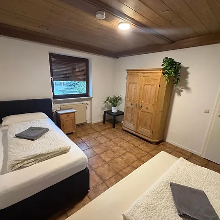 Διαμέρισμα 7 Stilvolle Residenz Vor Den Toren Muenchens Fuer 18 Personen Og *