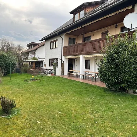 7 Stilvolle Residenz Vor Den Toren Muenchens Fuer 18 Personen Og Διαμέρισμα *